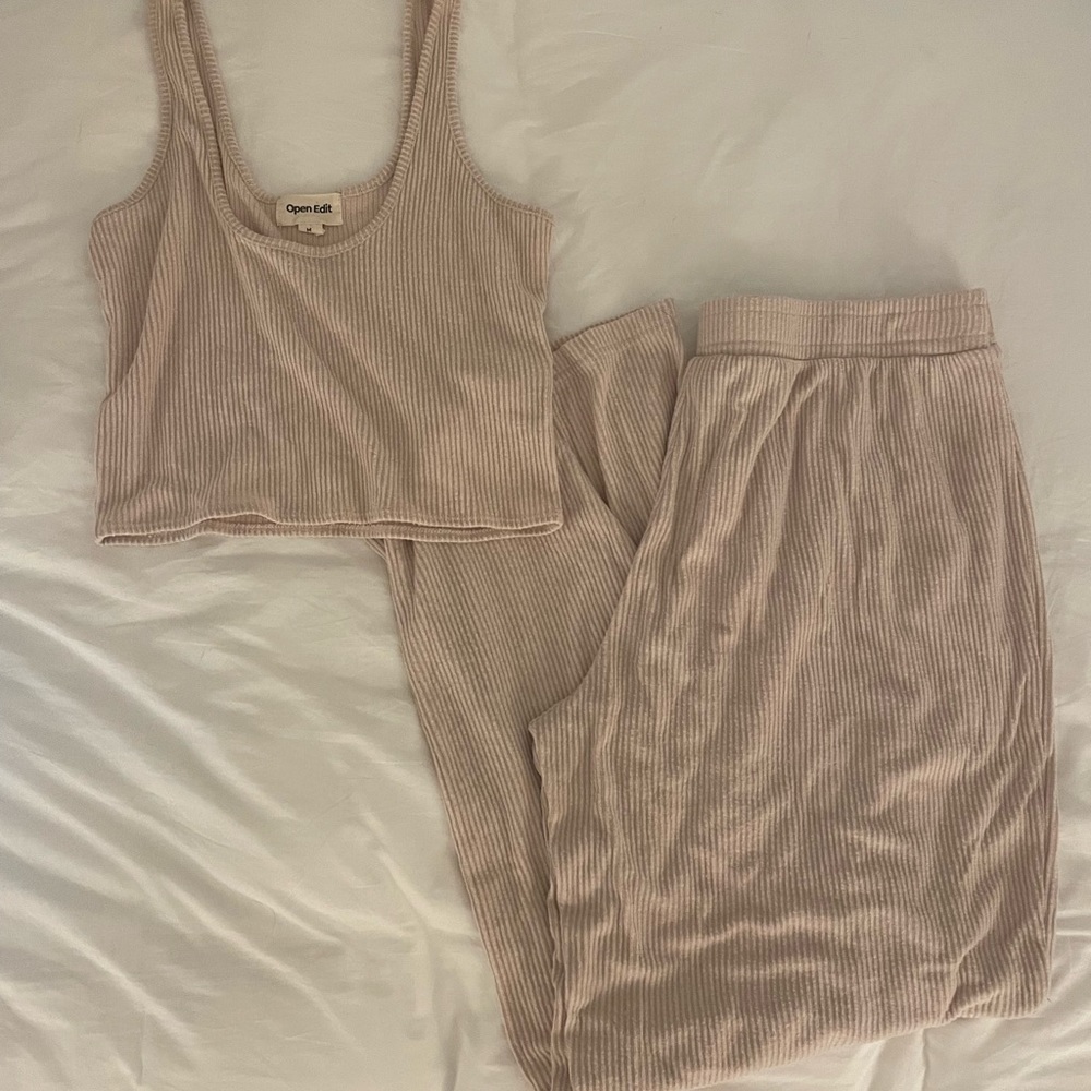 Open Edit tank and sweat set